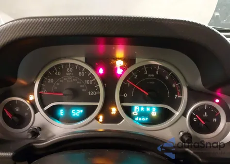 2008 Jeep Wrangler Unlimited Sahara из США, поврежденный, VIN 1J4GA59118L634166